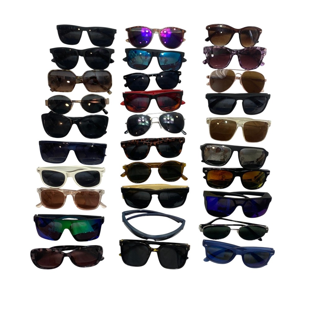 Lot Of 30 Unbranded Sunglasses Unisex OS Multicolor Mixed Styles Retro